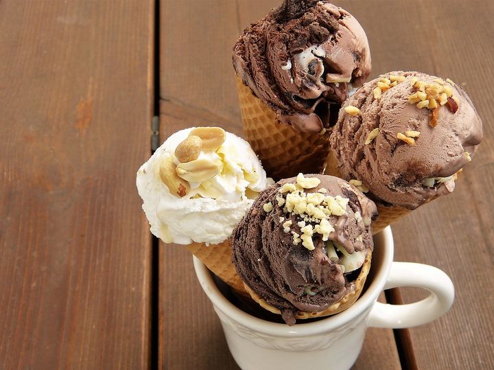 glaces vanille chocolat pour illustrer glaces vegan d'intermarché, veggie marché