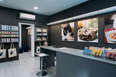 2 nouveaux magasins de nourriture pour chiens et chats Pet's Planet en Italie