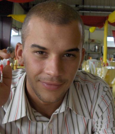 distributeur dans le 33