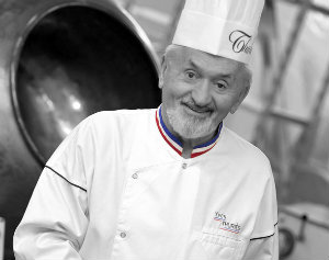 Yves Thuriès, double meilleur ouvrier de France et fondateur de l'enseigne Les Chocolats Yves Thuriès