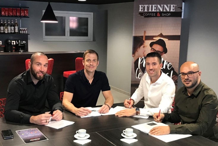 Pierre DA COSTA et Mehdi KORRICHI renouvellent leur contrat de franchise