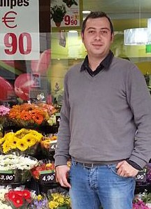 propriétaire nouvelle butique carrément fleurs Nîmes 