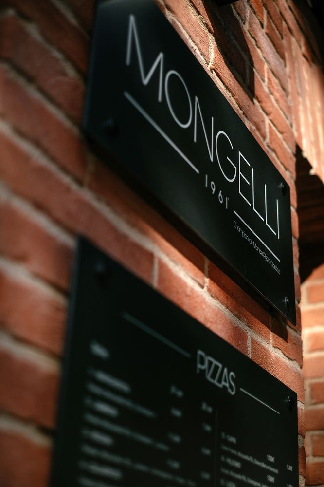 FRANCHISE MONGELLI