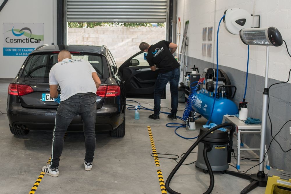 Franchise Cosmeticar centre de lavage auto dans Franchise Lavage