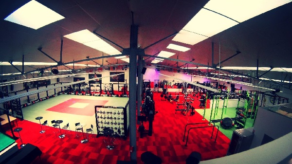 Salle de sport avec musculuation et arts martiaux FIGHT'NESS GYM