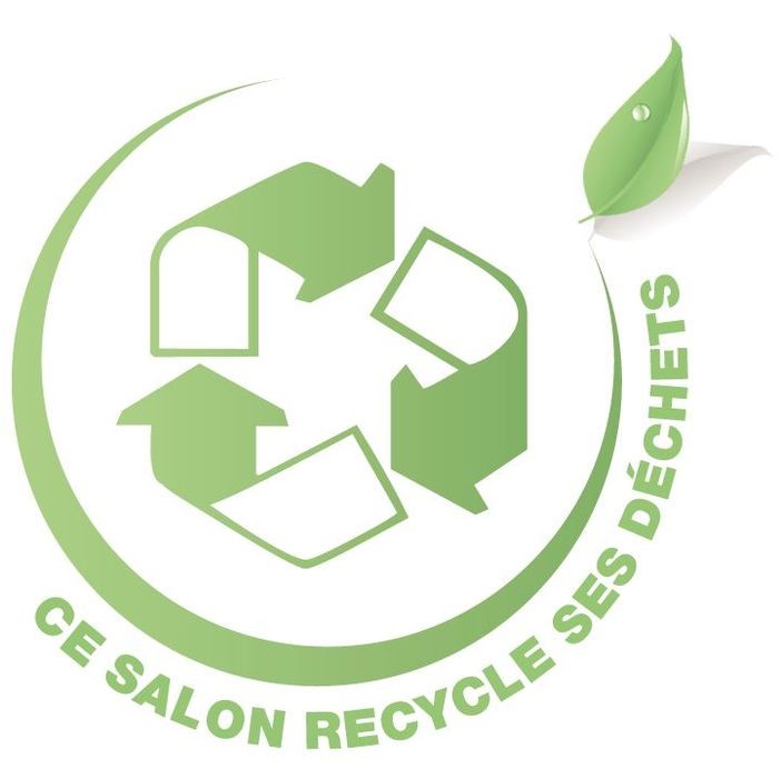 Camille Albane S Engage Dans Le Tri De Ses Dechets