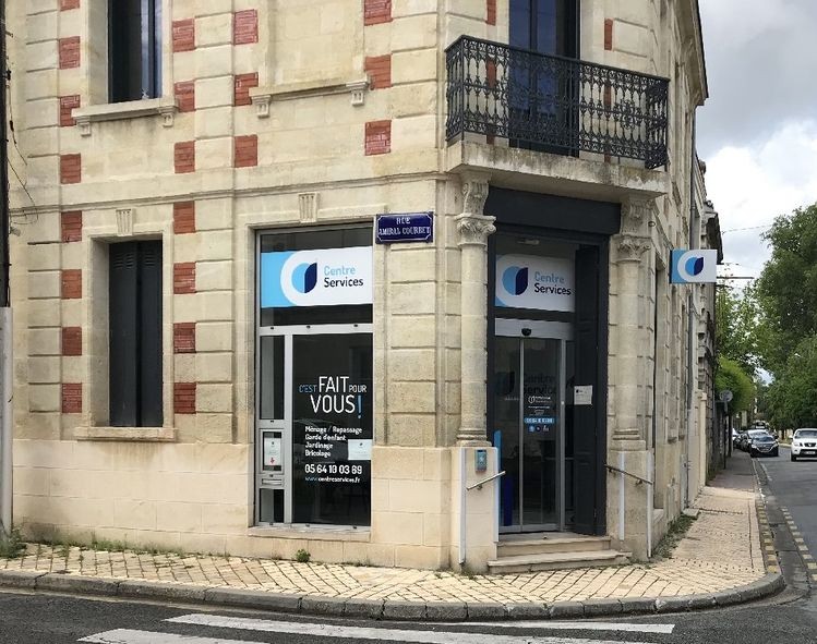 Centre Services Le Bouscat relooking réussi pour les deux ans de l’agence