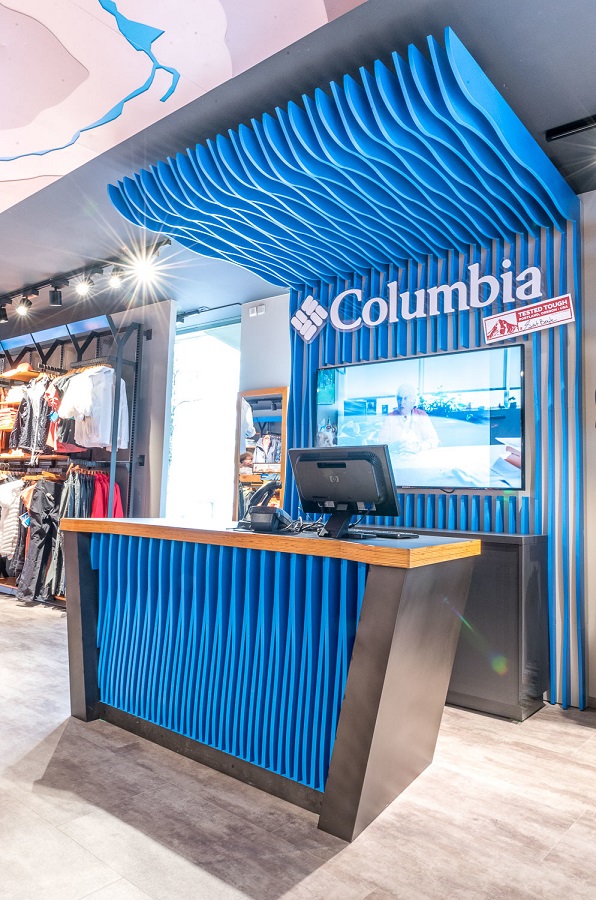 FRANCHISE COLUMBIA