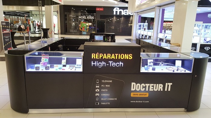 kiosque Docteur IT à saint etienne, dans la nouvelle extension du cenetre commercial géant motnhieur