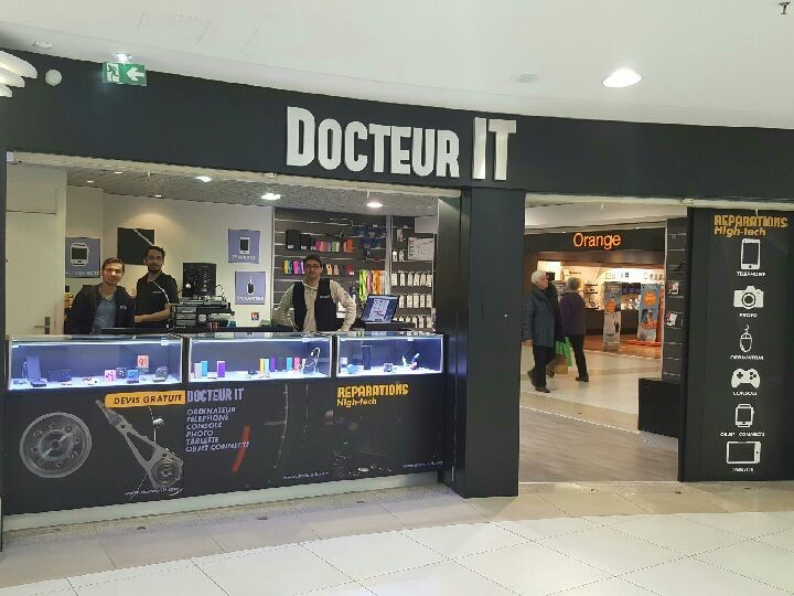 magasin de réparation de smartphones, tablettes et produits high-tech Docteur IT