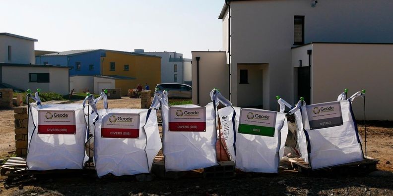 sacs de collecte pour le traitement des déchets issus de la construction de maisons individuelles
