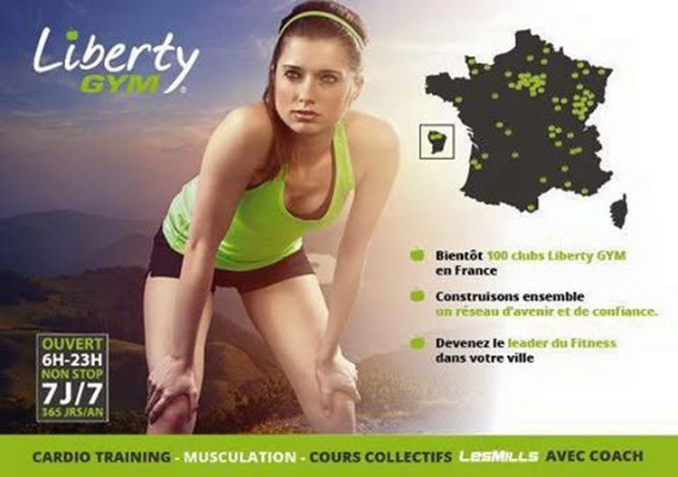 femme en train de faire du fitness chez liberty gym