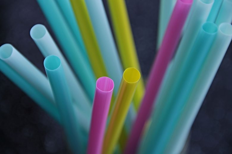 lidl s'engage à retirer toutes les pailles en plastique de ses rayons d'ici 2019.