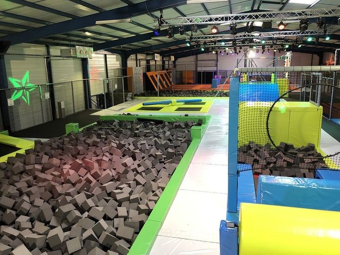 trampoline park new jump à chambray les tours