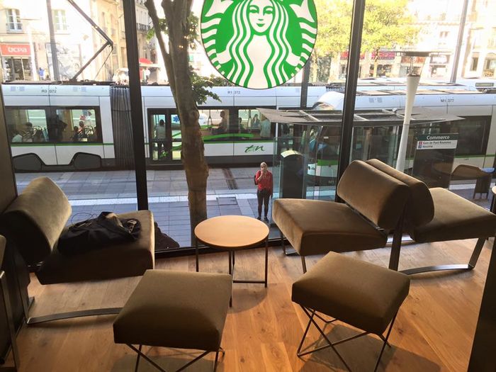 Franchise Starbucks Nantes Cassard