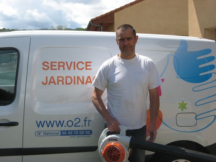 Franchise O2 micro-franchise jardinage Chamalière Serge Monier