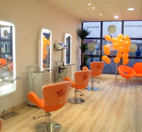 Franchise Self'Coiff salon de coiffure low-cost