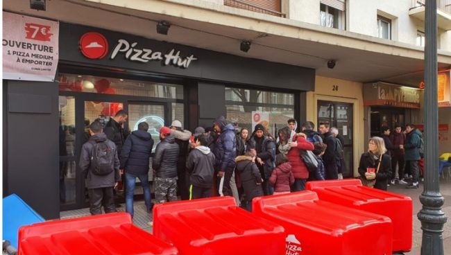 Le concept Pizza Hut continue de séduire les candidats à la franchise