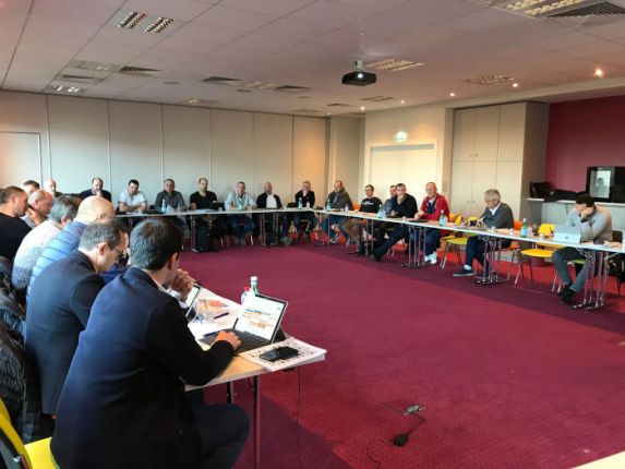 Les fondateurs de Repar’Stores à la rencontre des franchisés