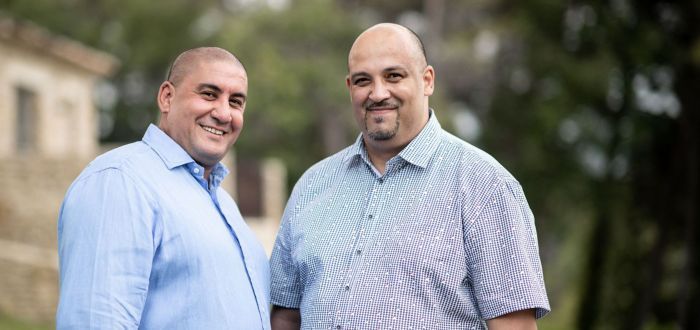 Vie & Véranda a été « un véritable coup de cœur », Amir Farah et Amar Kradchi (concessionnaires à Toulouse)