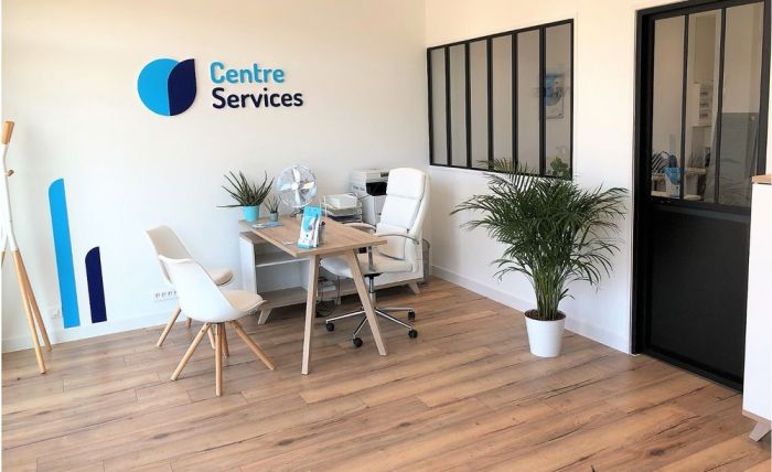« Je n’ai que 28 ans, c’est important pour moi d’être accompagné », Edouard Venthenat (franchisé Centre Services)