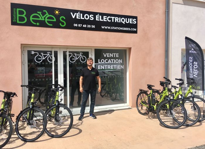 « Stations Bee’s m’apporte tout le soutien technique, commercial et marketing dont j’ai besoin », Yann Kervoern (franchisé Stations Bee’s)