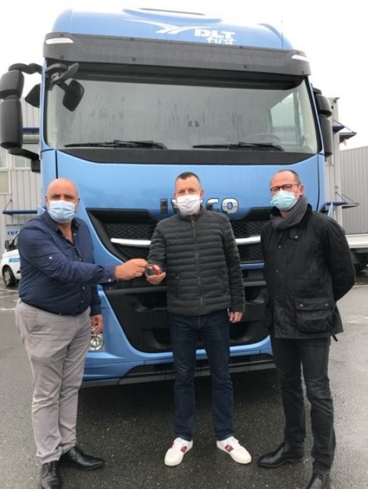 Groupe DLT : l’agence de Paris accueille son premier Tracteur GNC