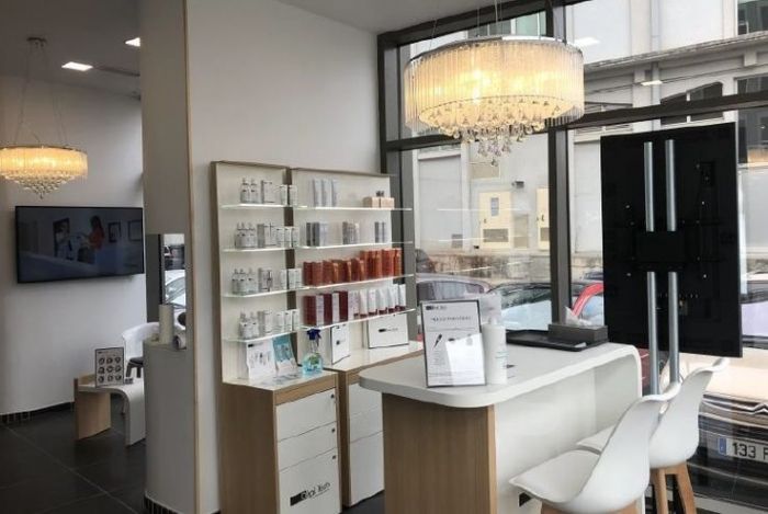 Epilation à la lumière pulsée à Bordeaux : Dépil Tech ouvre un nouveau centre aux Bassins à Flot