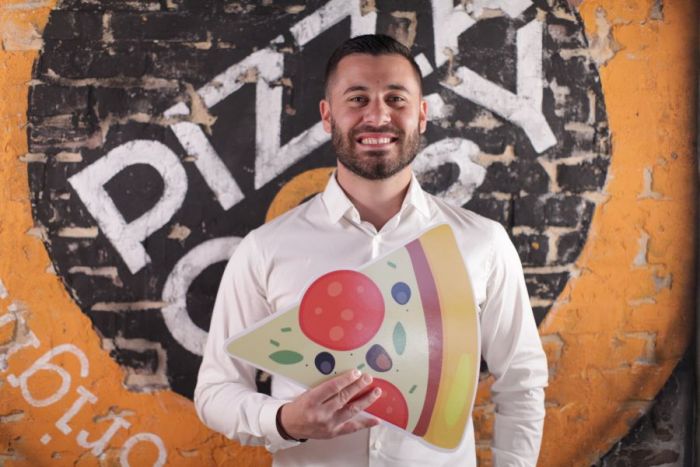" Malgré la crise, nous avons ouvert neuf points de vente en 2020 et nous comptons atteindre les 50 unités d’ici fin 2021" Jonathan De Sanctis, franchiseur Pizza Cosy