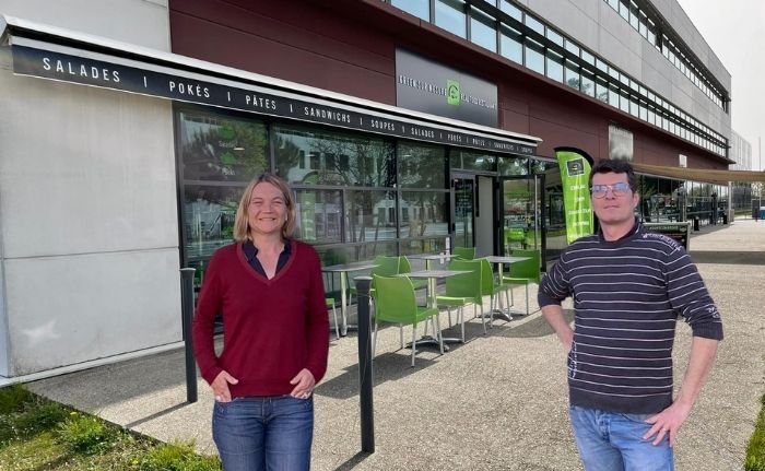 Un couple de franchisés ouvre un nouveau restaurant Green sur mesure à Bordeaux Pessac