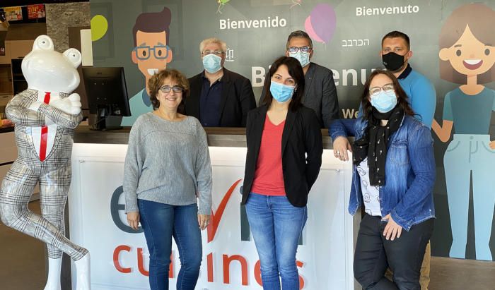 Une assistante maternelle ouvre un magasin Envia Cuisines à Angoulême