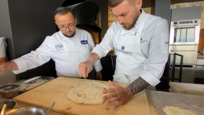 Pizza Cosy collabore avec le Chef napolitain Davide Ruotolo