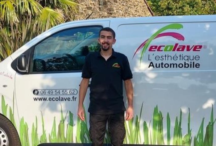 Deux nouveaux franchisés Ecolave rejoignent le réseau à Angers et Parthenay