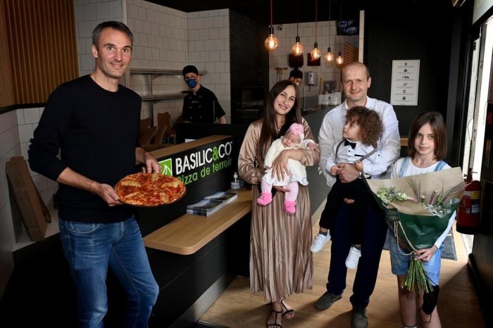 Basilic & Co Rennes : pizzas offertes à vie pour une petite fille née dans le restaurant !