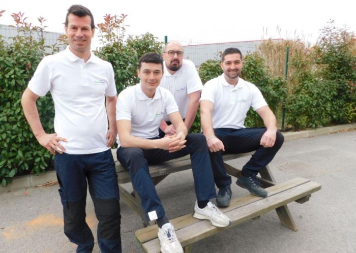 Quatre nouveaux franchisés démarrent leur activité avec Repar’Stores