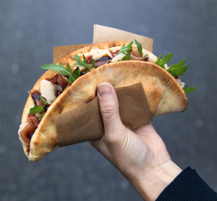 Tutti Pizza lance sa gamme de street food avec les Tutti Walkies