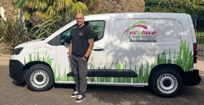 Un nouveau franchisé Ecolave s’installe à La Rochelle