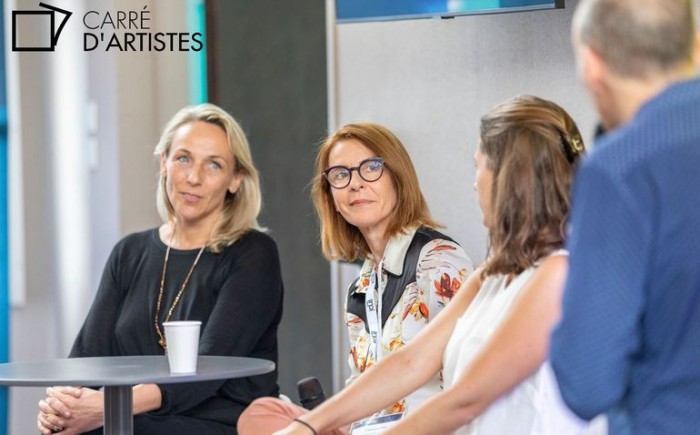 Stéphanie Tosi prend la parole pour l’évènement « Be a boss » et soutient l’entrepreneuriat - Carré d'artistes