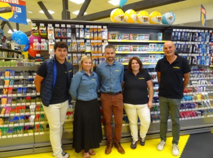 Un commerçant devient franchisé Bureau Vallée dans le Finistère