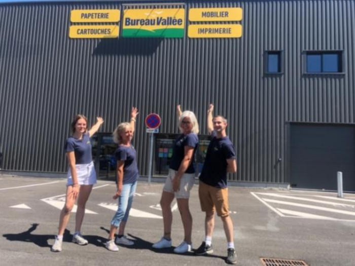Une serial entrepreneure ouvre un magasin Bureau Vallée à Bourgoin-Jallieu