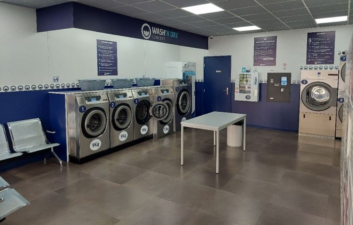 Wash’n dry ouvre une nouvelle laverie libre-service à Valence