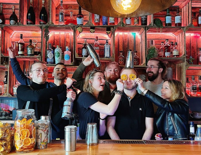 54 Cocktails Bar dévoile ses emplacements souhaités