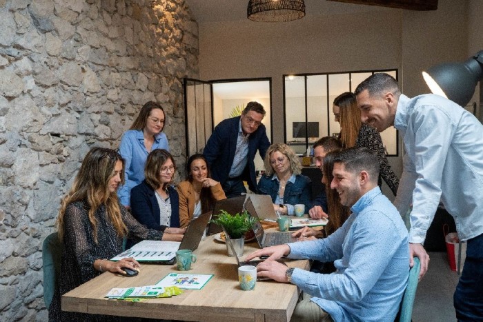 IN&FI Crédits : portrait d’un multifranchisé