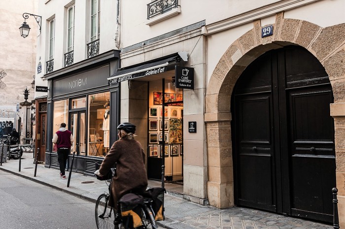 Carré d'artistes accueille et forme un nouveau franchisé avant son ouverture de galerie