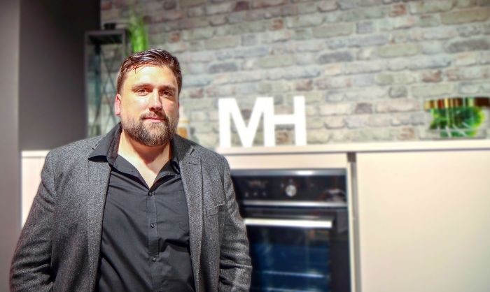 « Je ne connaissais pas le métier de cuisiniste », Jérémie Salvat (gérant MH Cuisines Challans)