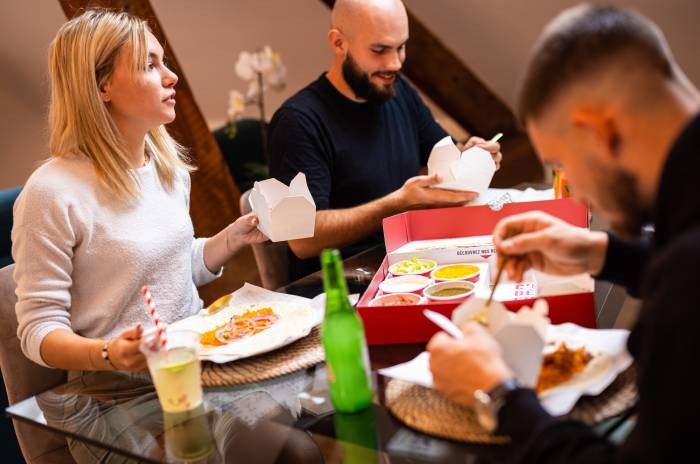 NACHOS agrandit son offre