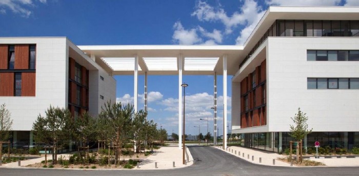 IWG : 1e franchise à Poitiers sous la marque Regus