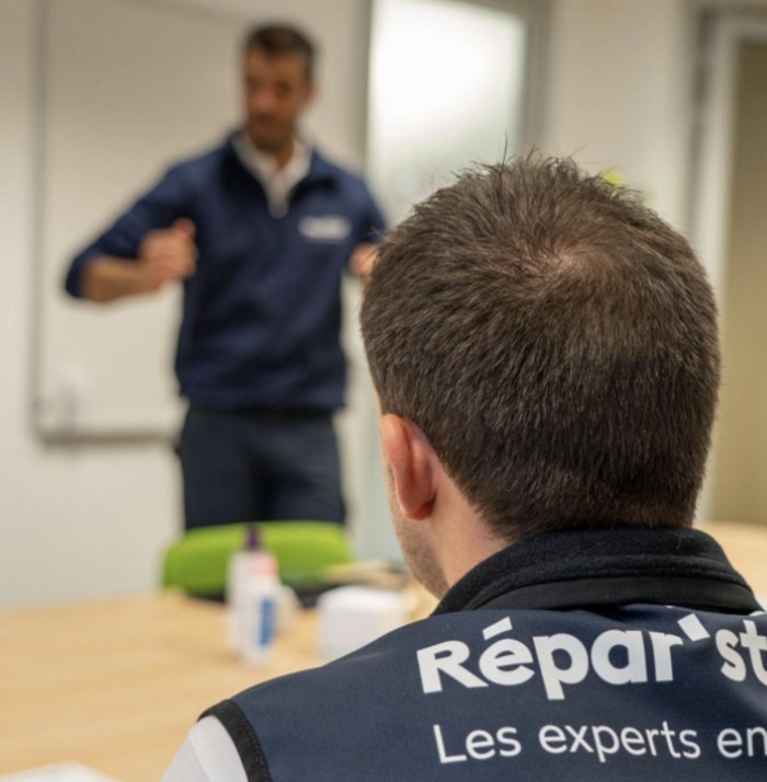 Repar’stores forme ses franchisés à l’installation de BSO