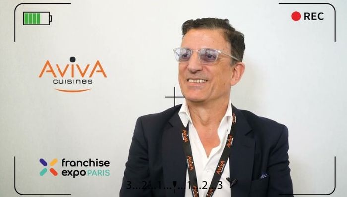 « AvivA Cuisines : le franchisé qui réussit a un esprit leader », Bernard Abbou (DG et co-fondateur)