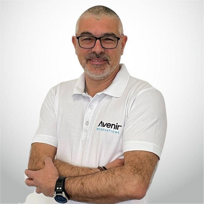 « Je suis très heureux d’avoir rejoint le réseau Avenir Rénovations », Frédéric Rousseau, franchisé Avenir Rénovations à La Teste-de-Buch